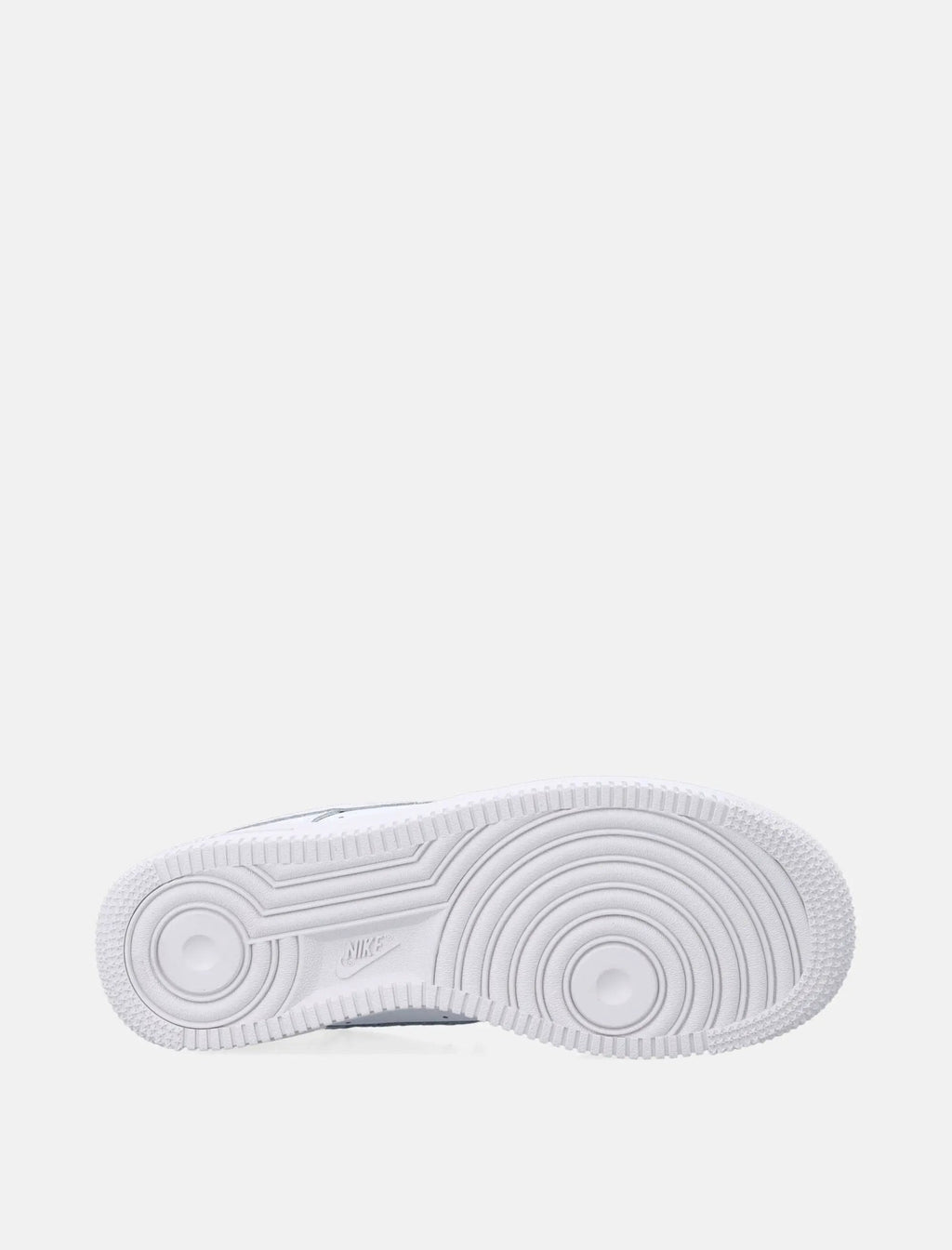Nike Air Force 1 ’07 Low women’s sneakers in white