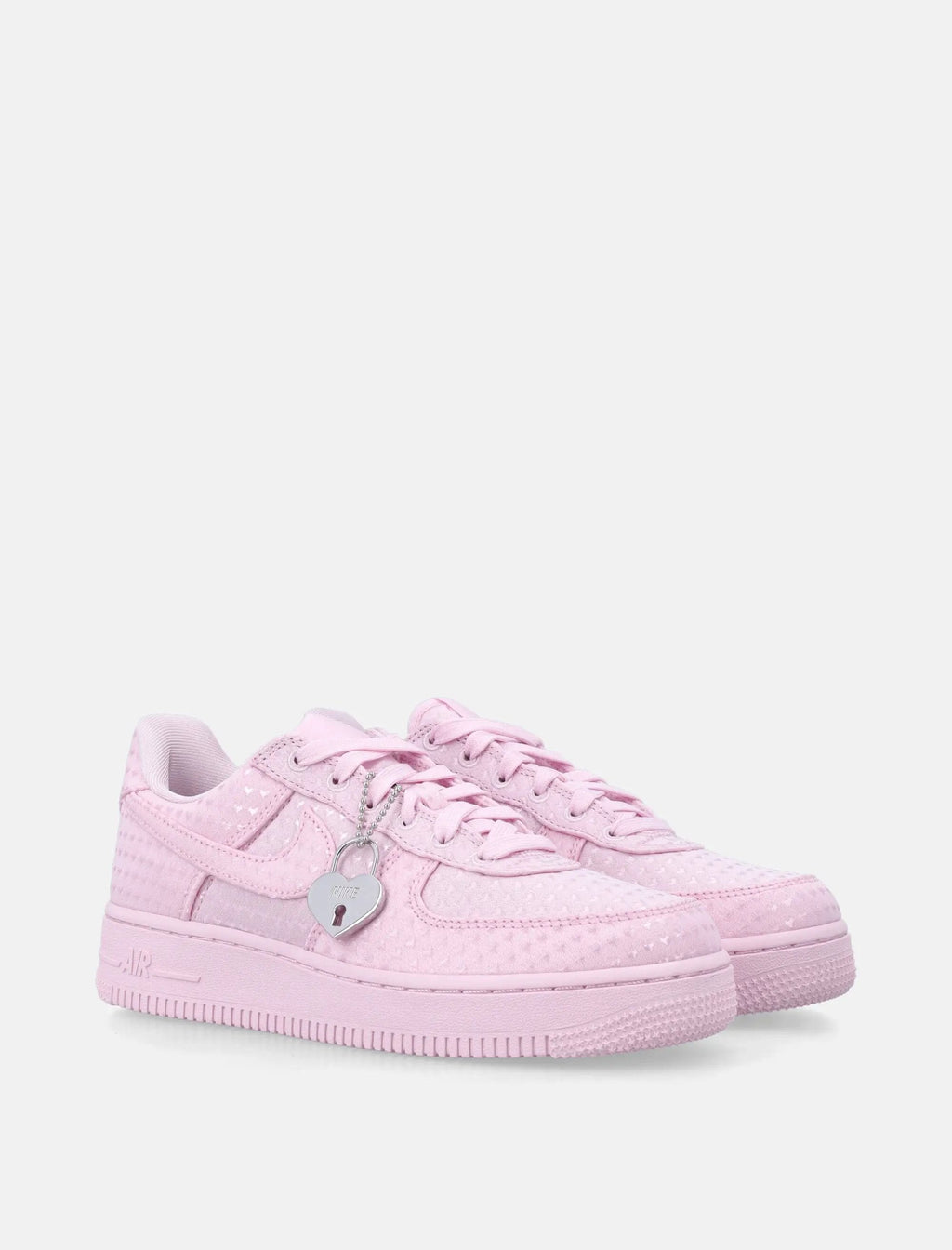 Nike Air Force 1 ’07 SE Valentine’s Day women’s sneakers