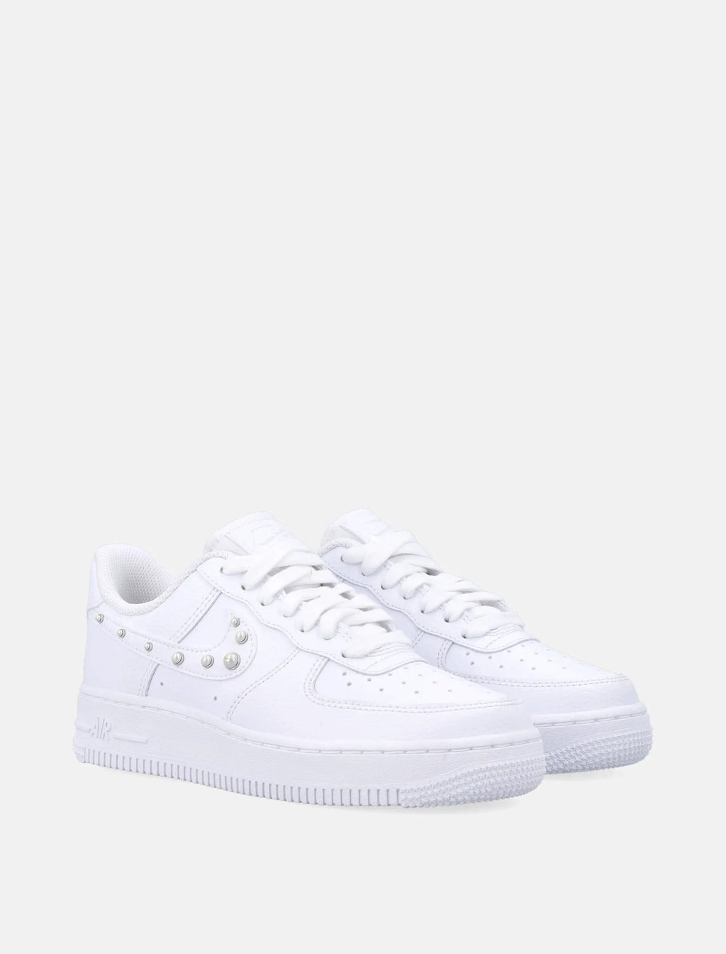 Nike Air Force 1 ’07 white leather woman's sneakers