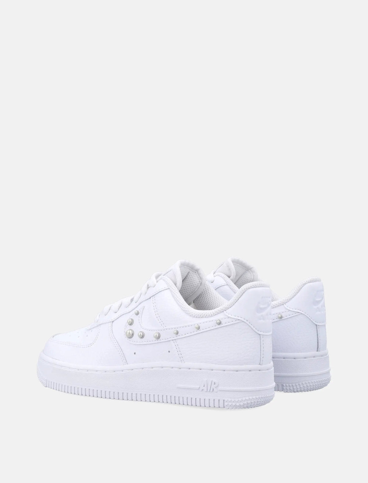 Nike Air Force 1 ’07 white leather woman's sneakers